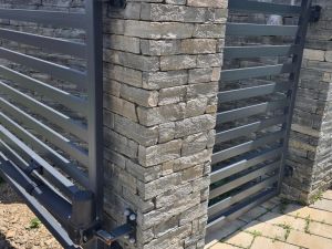 Kamien cięty rzędowo (ryska) RYSKA R-GR3 9 – Hurtownia Kamienia El-Pol