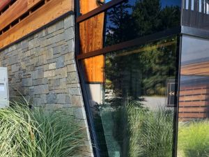 Kamień nieregularny (dzikówka) PIASKOWIEC SZARY 21 – Hurtownia Kamienia El-Pol