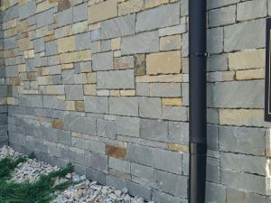 Kamień nieregularny (dzikówka) PIASKOWIEC SZARY 7 – Hurtownia Kamienia El-Pol