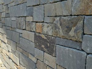 Kamień nieregularny (dzikówka) PIASKOWIEC SZARY 2 – Hurtownia Kamienia El-Pol