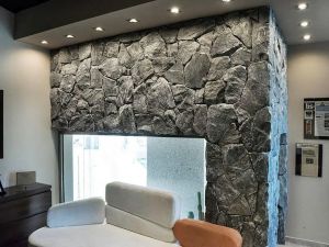 Kamień Rock Face Rock Face Evenos Black 12 – Hurtownia Kamienia El-Pol