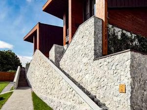 Kamień Rock Face Rock Face Dias 9 – Hurtownia Kamienia El-Pol