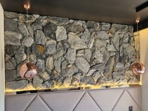 Kamień Rock Face Rock Face Evenos Black 4 – Hurtownia Kamienia El-Pol