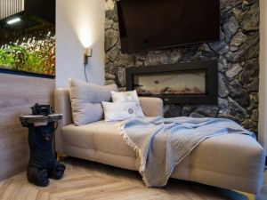 Kamień Rock Face Rock Face Evenos Black 6 – Hurtownia Kamienia El-Pol